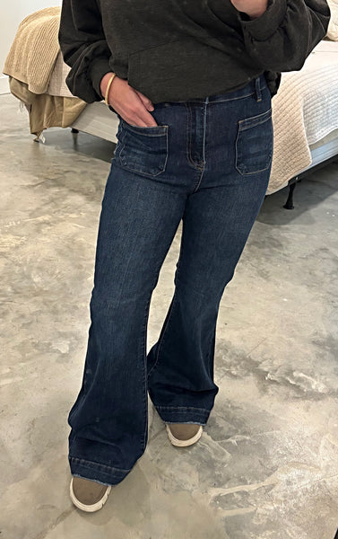 RISEN FLARE PATCH POCKET JEANS