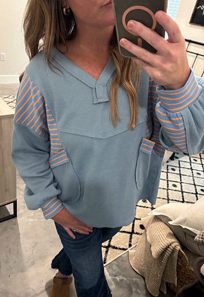 SOMETHING BLUE COLORBLOCK TOP