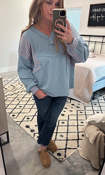 SOMETHING BLUE COLORBLOCK TOP