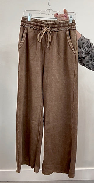 ESPRESSO WIDE LEG PANTS
