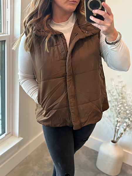 CHOCOLATE PUFFER VEST