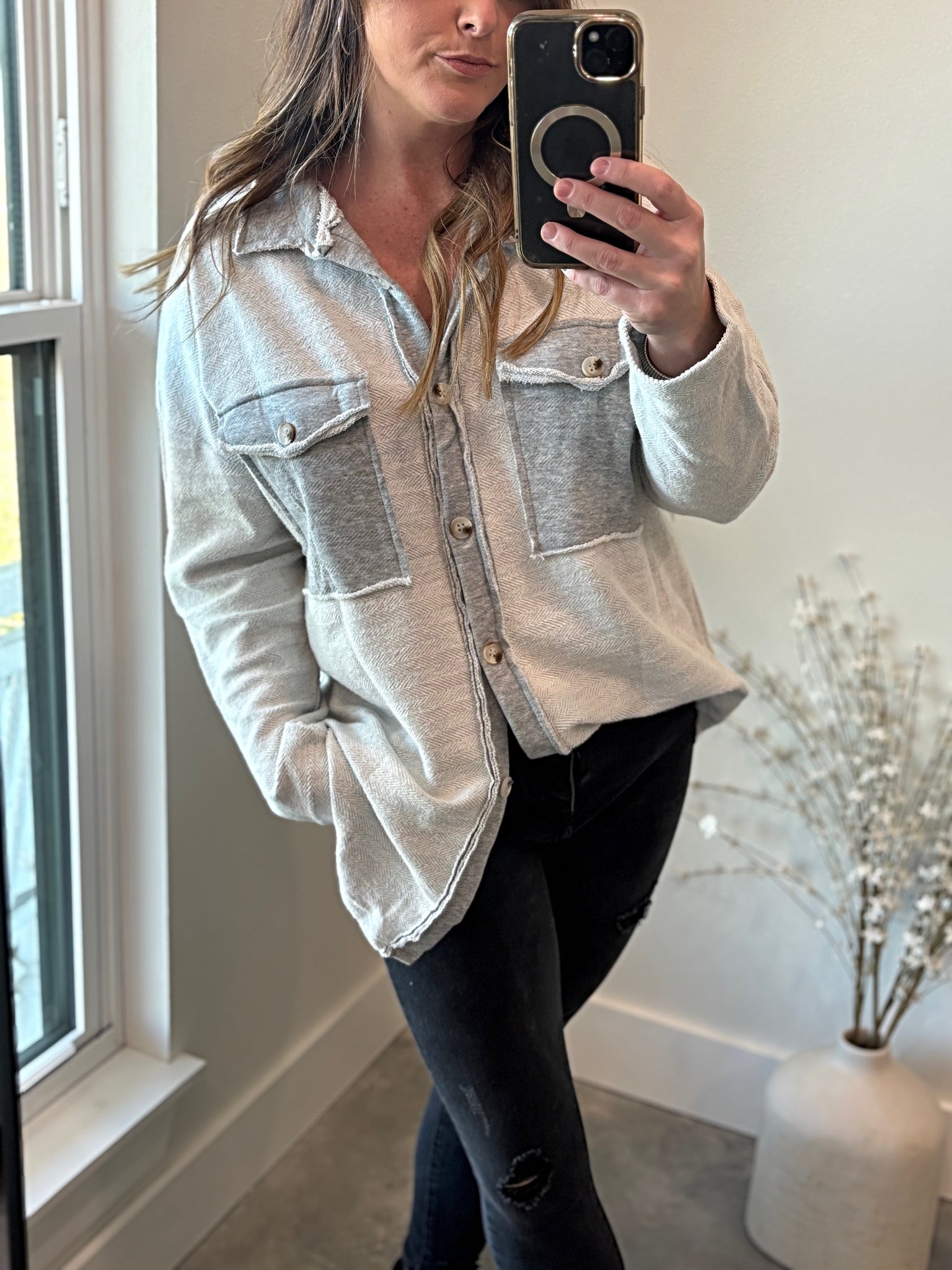 GRAY TEXTURED SHACKET