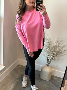 PRETTY IN PINK ATHLETIC TOP