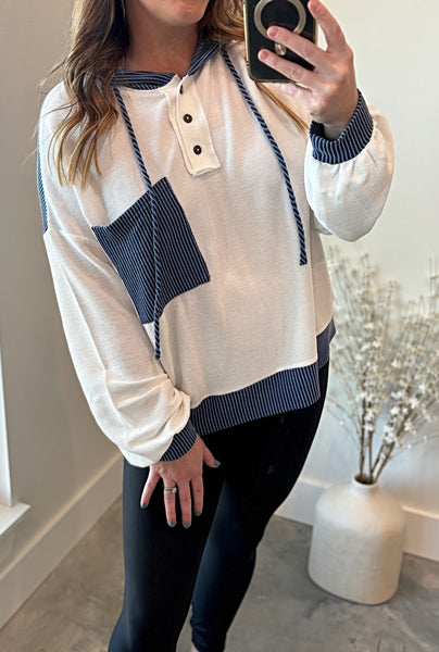 BLUE TONED RIBBED PULLOVER